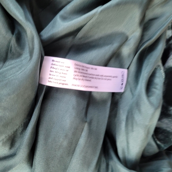 Eileen Fisher Pine Velvet Angled Shaped Jacket Size XL MSRP $418 - Picture 8 of 9